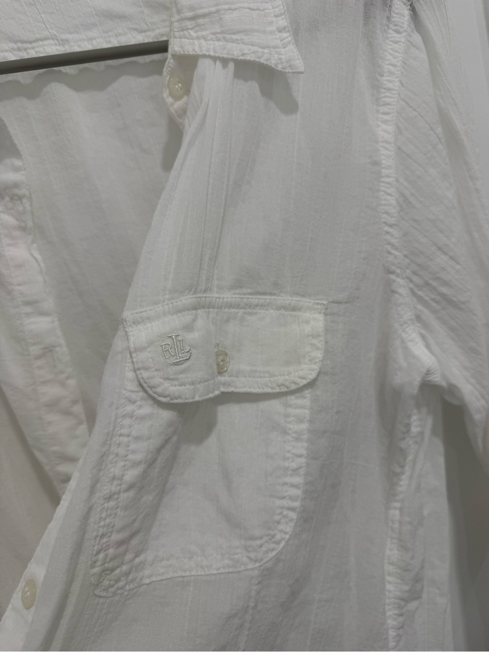 Lightweight cotton slim fit button down - Picture 4 of 4